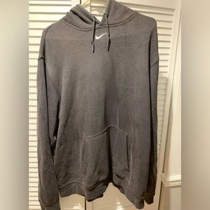 Nike centered hoodie XL.